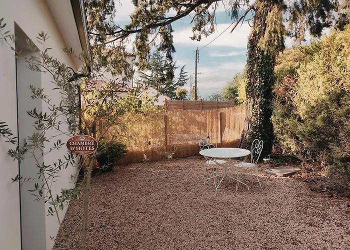 T2 , En Bord De Sevre Διαμέρισμα *